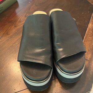 Naked Feet Flow sandals